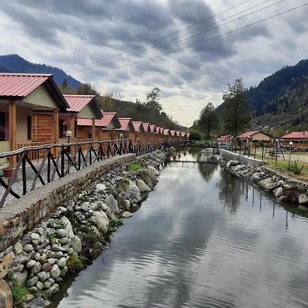 Shivalaya Retreat Hotell Manāli Exteriör bild